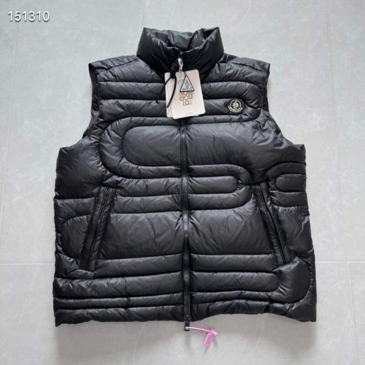 Picture of Moncler Down Jackets _SKUMonclersz1-526yr25136999